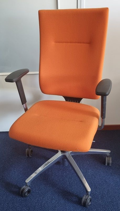 Dauphin Bureaustoel Intouch IT 54105 oranje