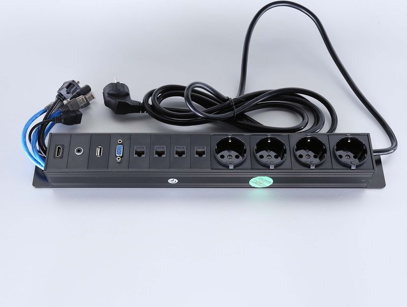 Götessons Powerinlay 4 x Stroom, 4 x Data, 1 x VGA, 1 x USB, 1 x Audio en 1 x HDMI