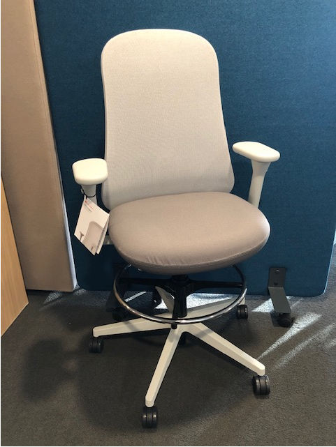Herman Miller Lino loketstoel 