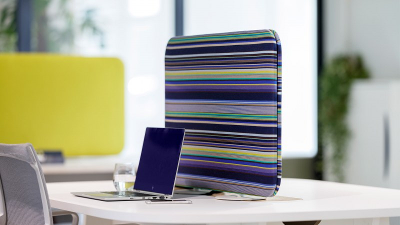 Cascando Pillow desk