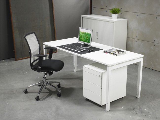 Orange Office bureautafel Q-BIC 160 x 80 cm
