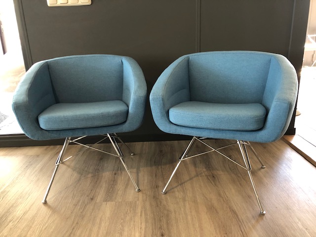 Softline AIKO vergaderstoel blauw