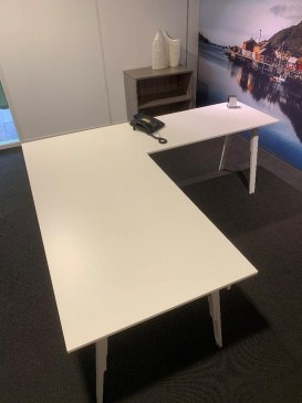 Febru Sox wit bureau hoogte verstelbaar   1