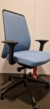 Interstuhl EveryIs1 bureaustoel  EV311 1