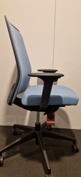 Interstuhl EveryIs1 bureaustoel  EV311 2